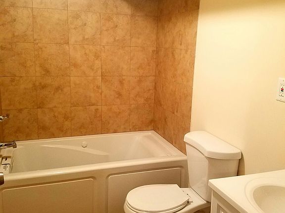 2nd image of 1934 Cecil B Moore Ave #3A
