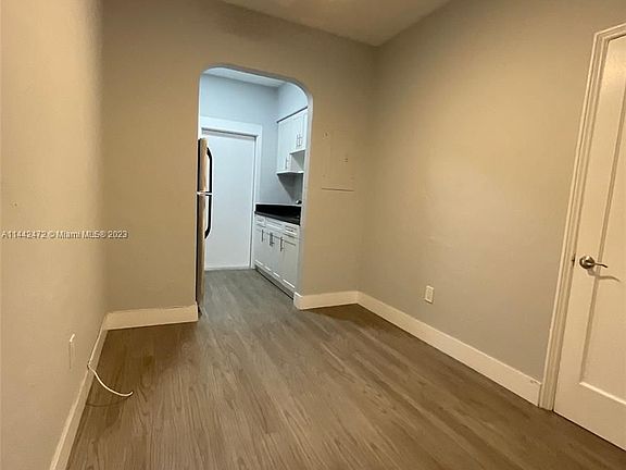 5th image of 1254 Pennsylvania Ave APT 5