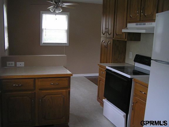 5th image of 803 W 31st Ave