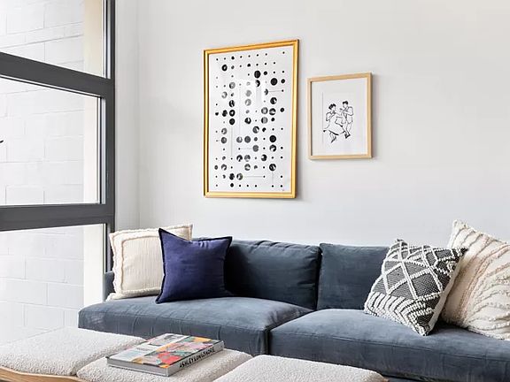 4th image of 383 Manhattan Ave #3B