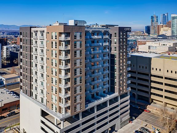 3rd image of 360 W 13th Ave #3190986