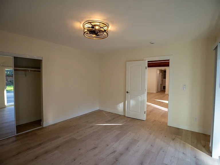 384 Crazy Horse Canyon Rd — Photo 38