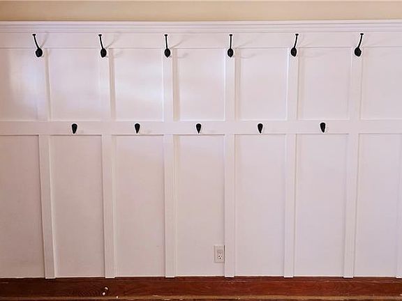 3rd image of 104 Cypress Rd