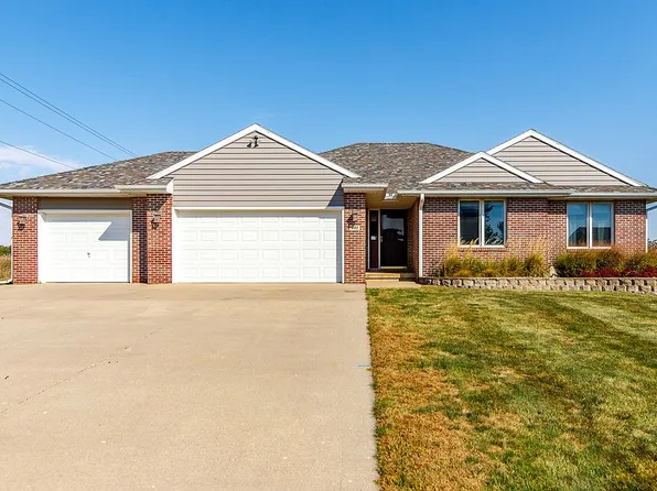 401 Fountain Blvd, Jewell, IA 50130