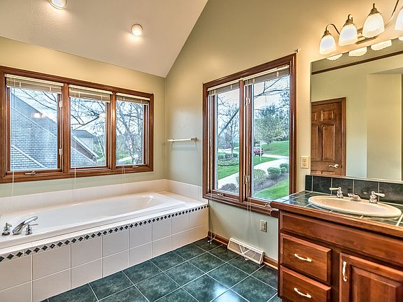 Master Bath, Vaulted Ceiling