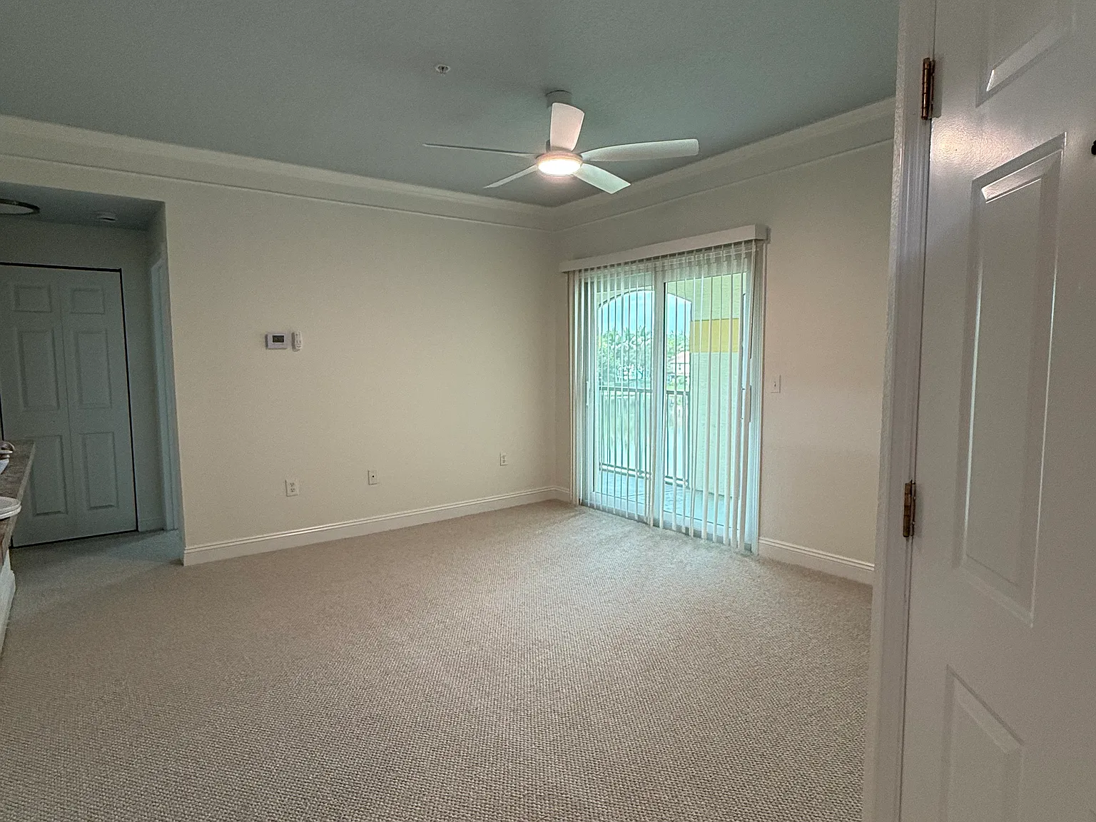 11540 Villa Grand — Photo 3