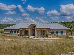 496 Rio Frio Ct, Boerne, TX 78006