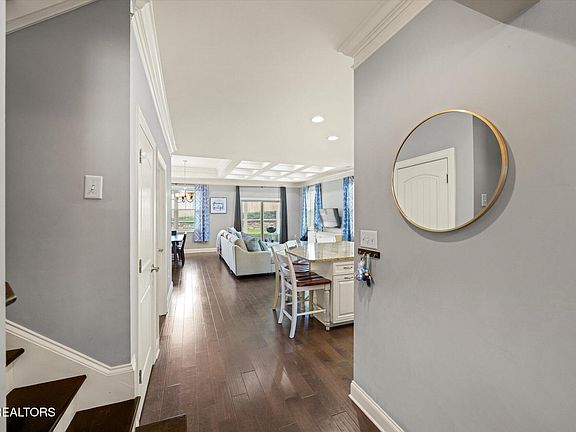 4th image of 12019 Woodhollow Ln