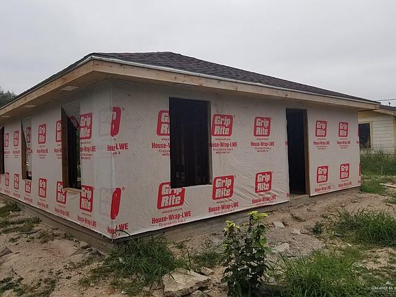 2nd image of 307 Kingfisher Ln