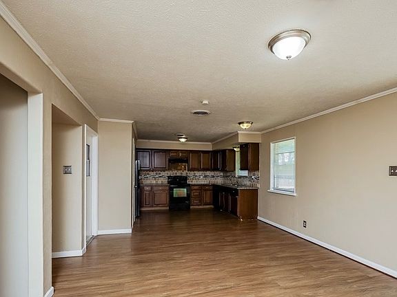 4th image of 4311 Augusta Dr #2002-1