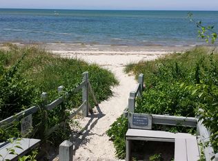 10 Landing Ln, Brewster, MA 02631