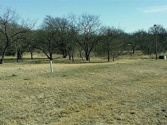 2nd image of 3016 Koscher Dr