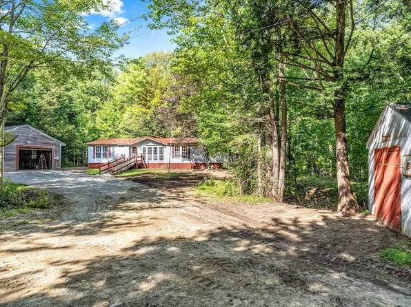 152 Belgrade Road, Manchester, ME 04351
