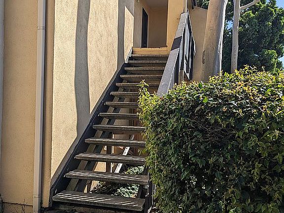 4th image of 7932 Mission Center Ct Unit P