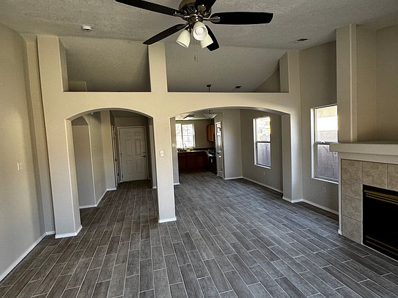 4th image of 2756 Butch Cassidy Dr SW
