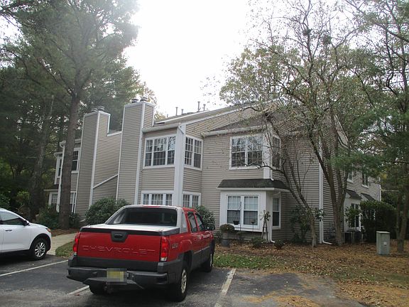3rd image of 84 Pheasant Meadow Dr #22