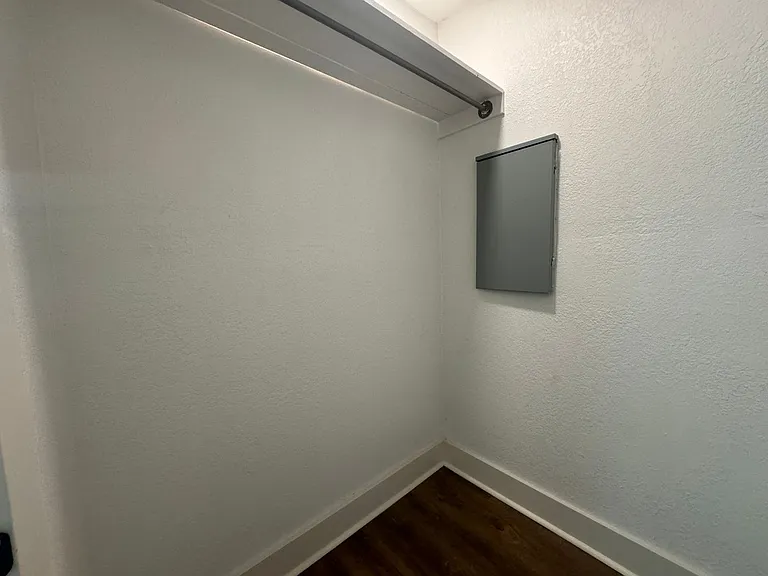 518 N Atlanta Pl — Photo 7