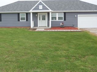 1065 SE 470, Knob Noster, MO 65336