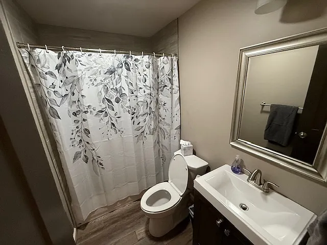 449 Julie Anne Way — Photo 8