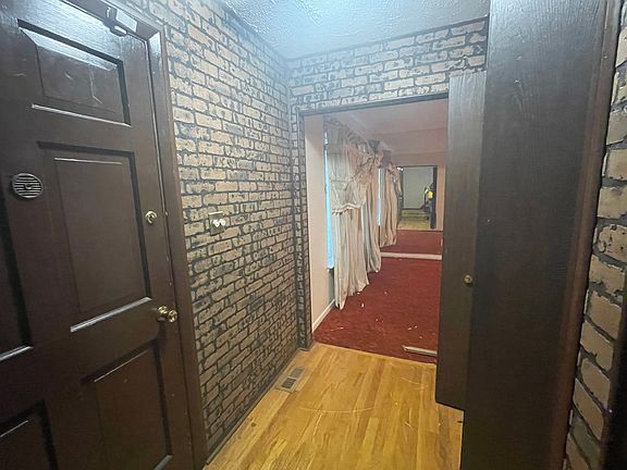 4th image of 10297 Kiowa Dr