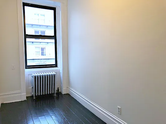 Rented by Metropolitan Equities | media 4