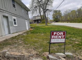 708 N Willow Ave #708, Independence, MO 64053