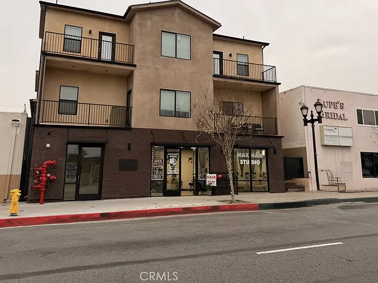 511 Azusa Ave #203 — Photo 5