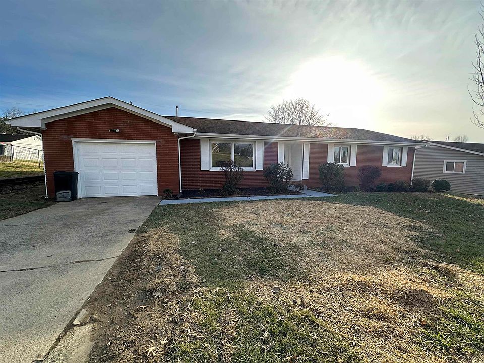 1st image of 116 Orchard Dr