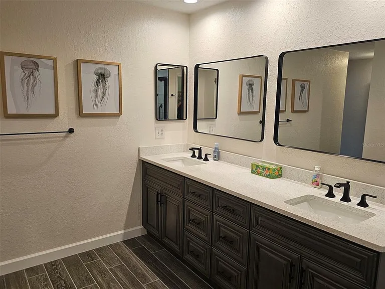 4522 La Jolla Dr — Photo 25