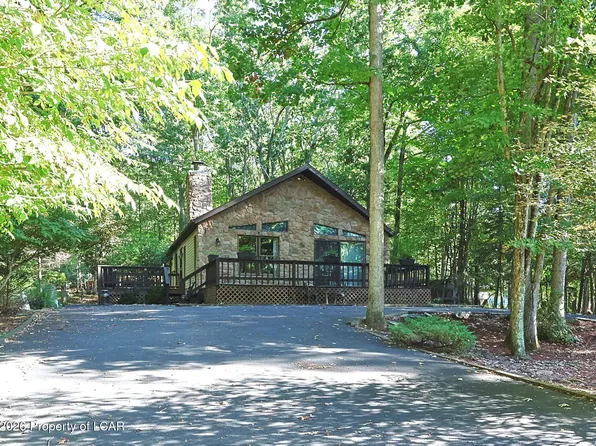 37 Arapahoe Cir, Hazleton, PA 18202