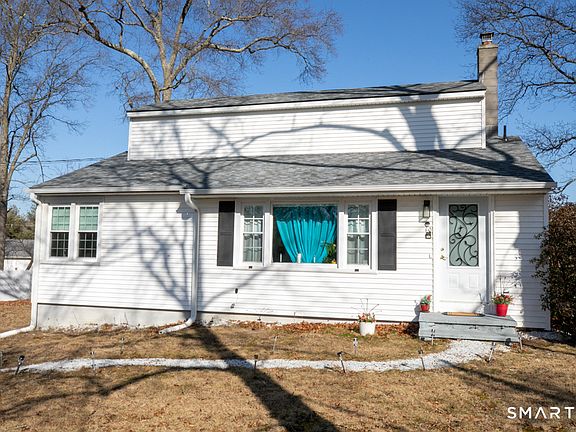 2nd image of 10 Beach Park Road