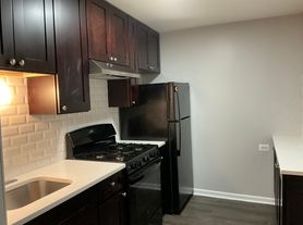 6450 S Kenwood Ave, Chicago, IL