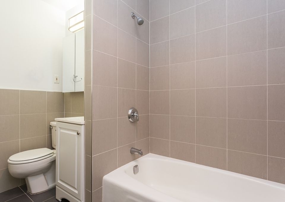 2nd image of 1665 1st Ave APT 3D