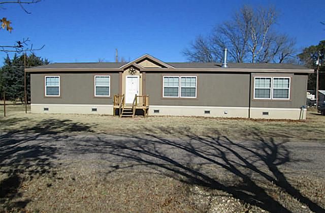 1st image of 371 Oak Trail Dr