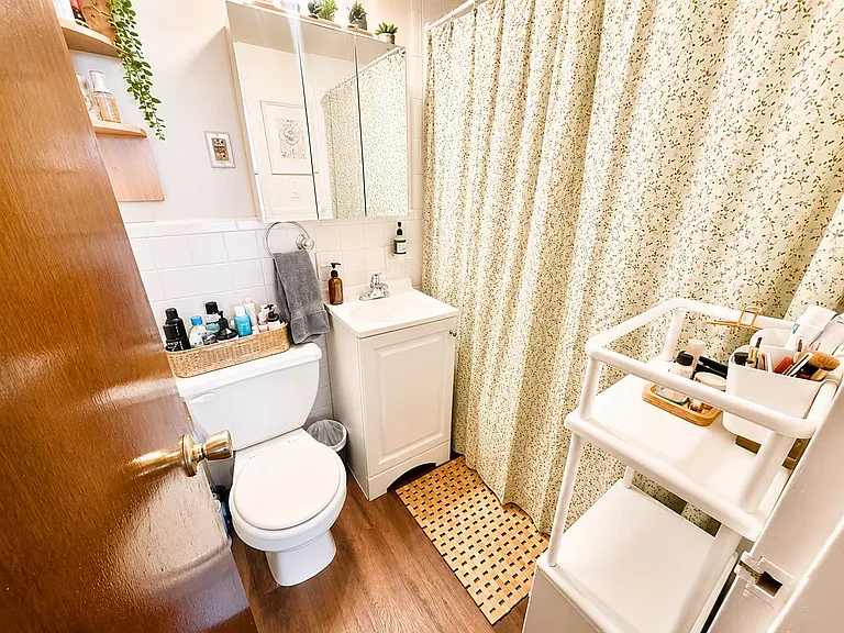 131 W 75th St #4B — Photo 8