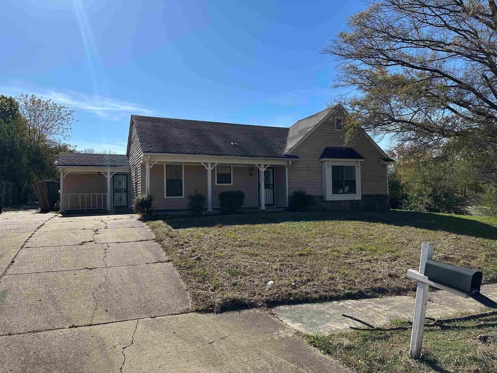 6463 Frosty Leaf Dr, Memphis TN - Owner Finance Home