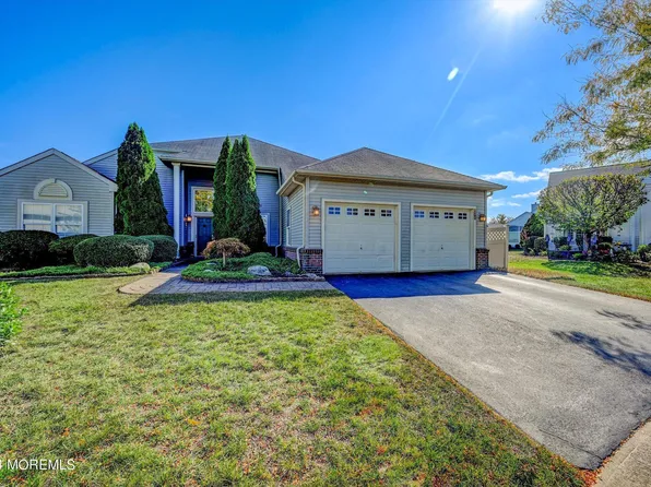 18 Como Court, Manchester, NJ 08759