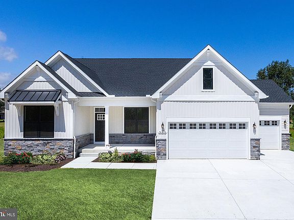 2nd image of 16236 Amora Dr