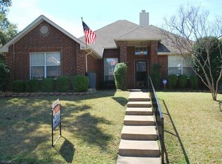 1124 Heather Ln, Carrollton, TX 75010