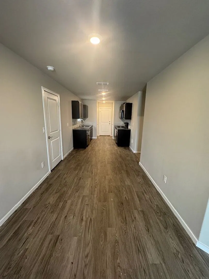 3 Bed, 2 Bath Townhouse Available Now! — Photo 3