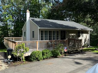 24 Elizabeth Ave, Stanhope, NJ 07874