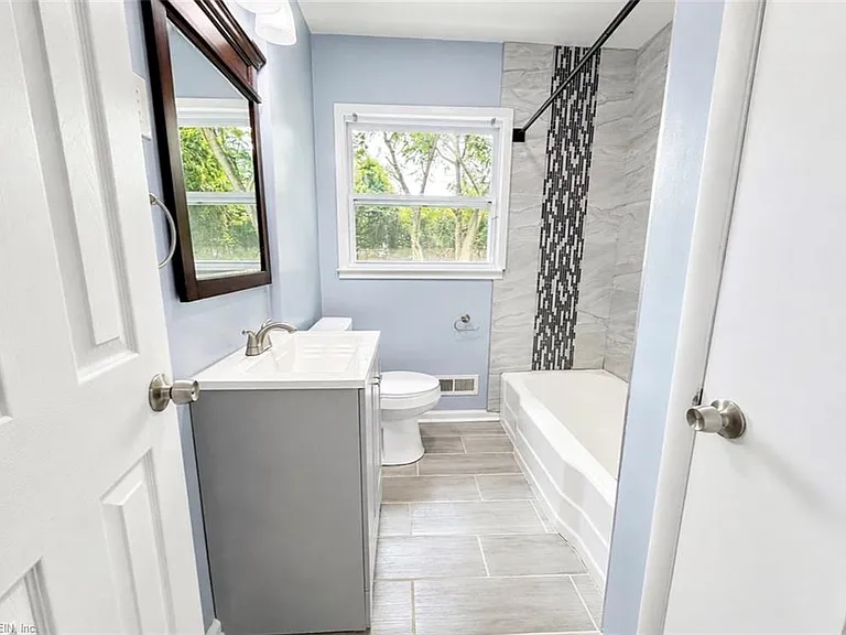 519 Beech Dr — Photo 15