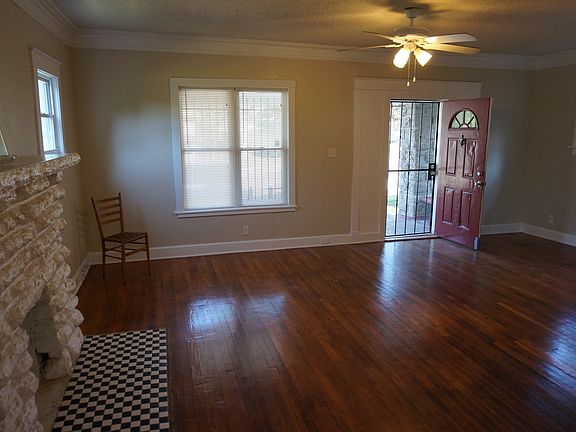Living Rm