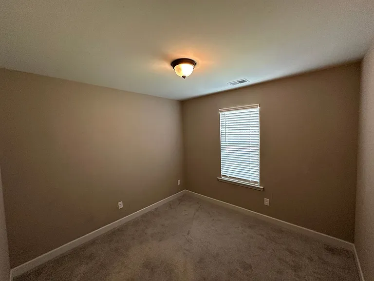 8053 Switzer Dr — Photo 23