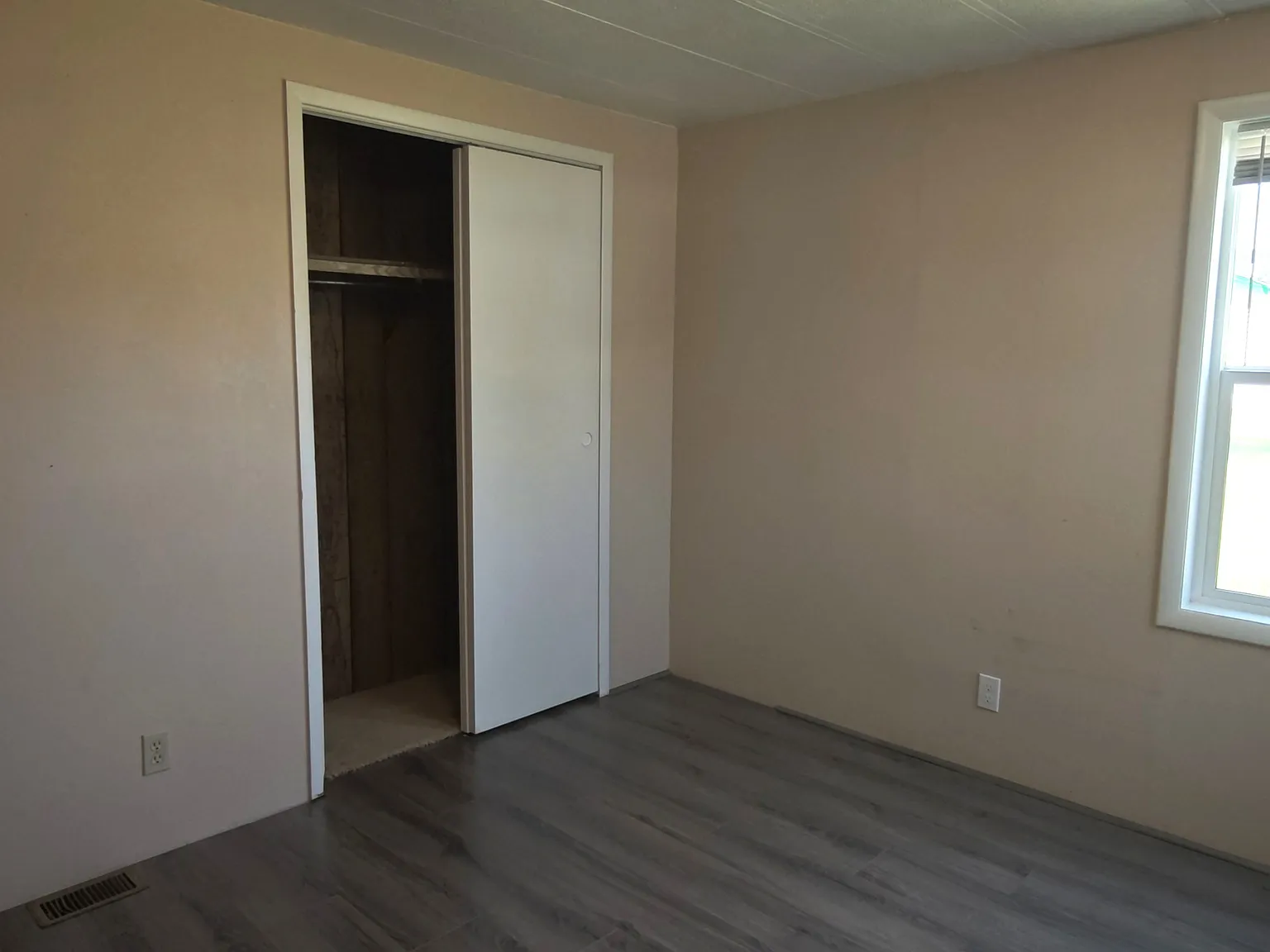 3 bed, 1344 sqft, $1,900 — Photo 4