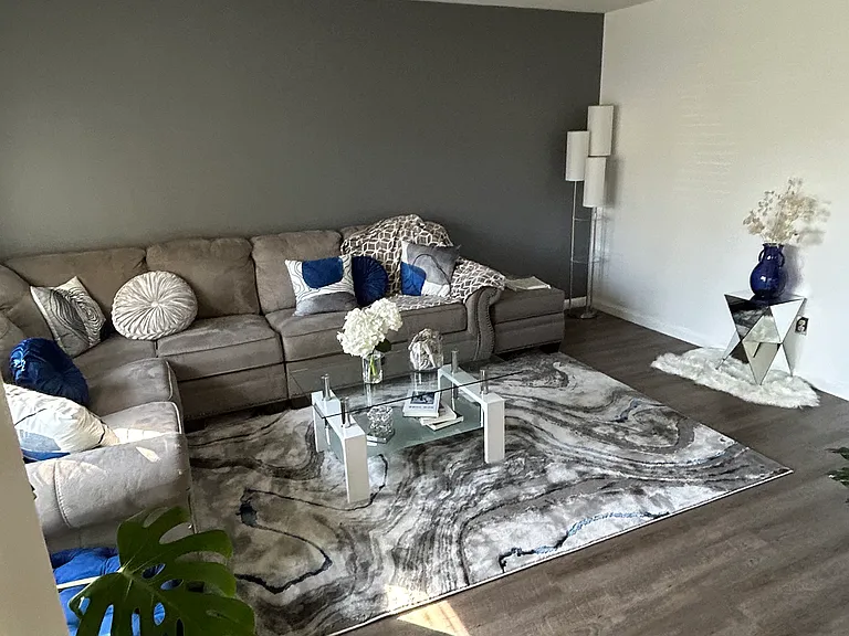 6827 Butler Ct — Photo 7