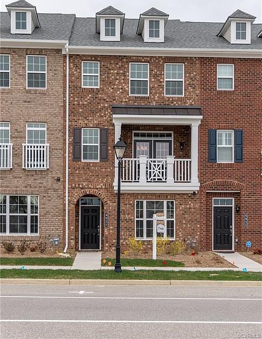 1st image of 4937 Settlers Market Blvd #9