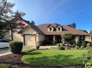 305 Tillicum Dr, Silverton, OR