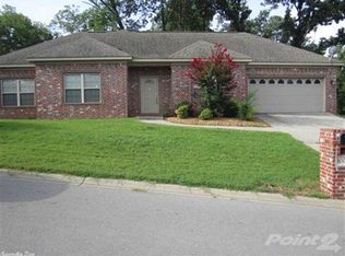 1003 English Oak Dr, Benton, AR 72019