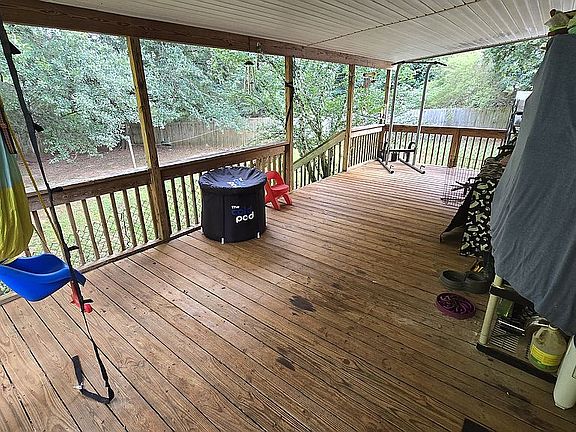 5th image of 315 Adams Clarke Rd